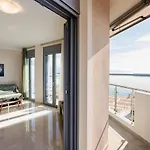 Georgia Seaview B1 Apartman